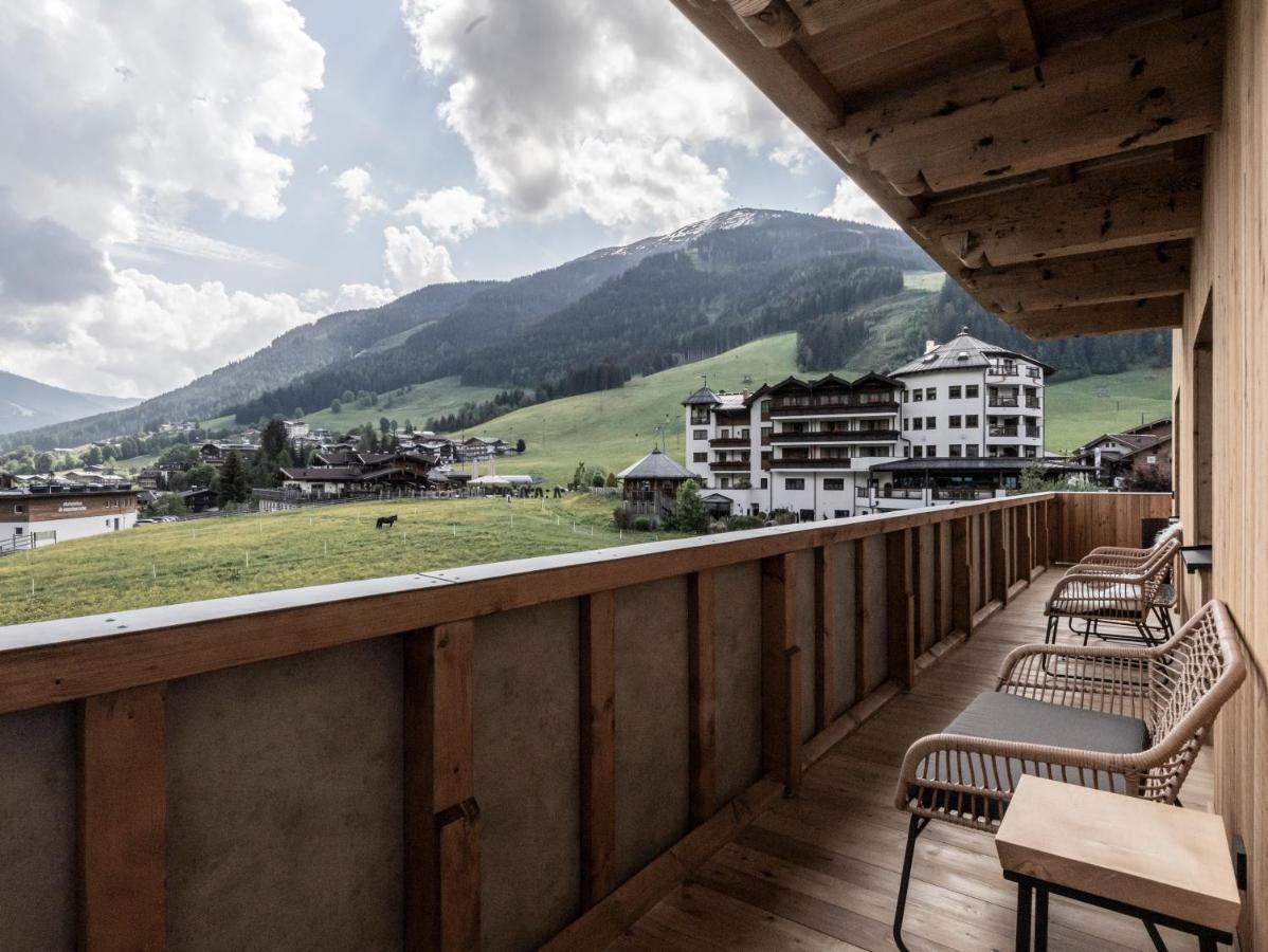 Frau Gans - Pure Mountain Apartments Saalbach-Hinterglemm Ngoại thất bức ảnh